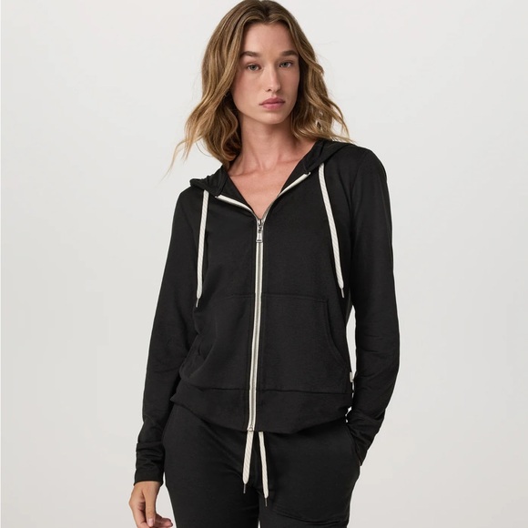 VUORI performance hoodie 2.0. sz small - Picture 2 of 6